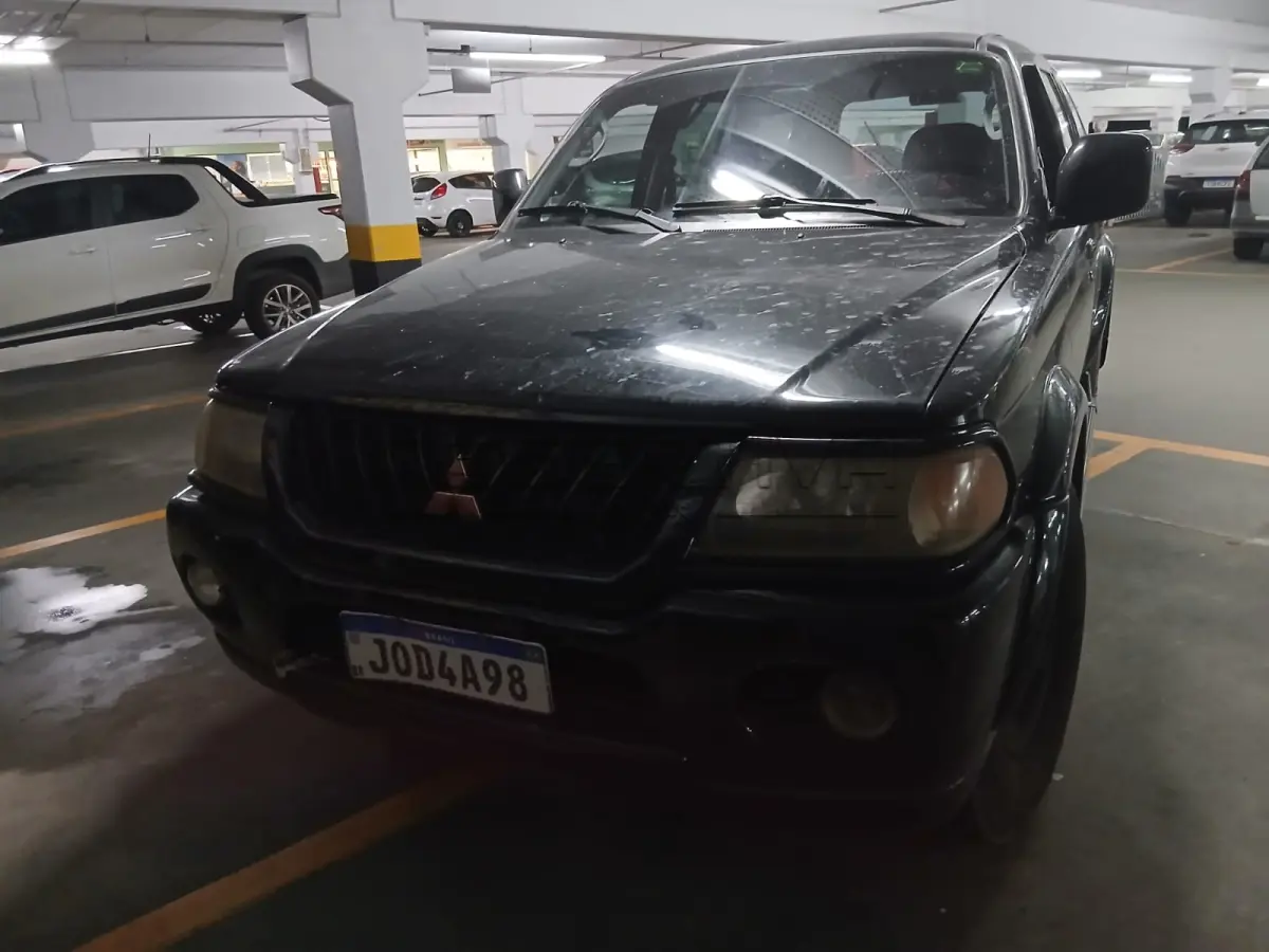 LOTE 000 - Mitsubishi Pajero Sport, modelo 1999/2000