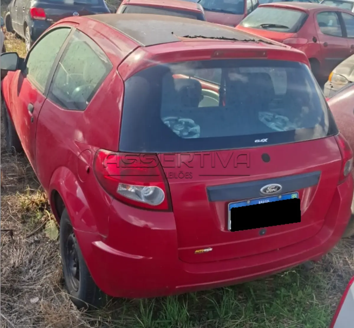 LOTE 000 - Veículo Ford, modelo Ka Flex.