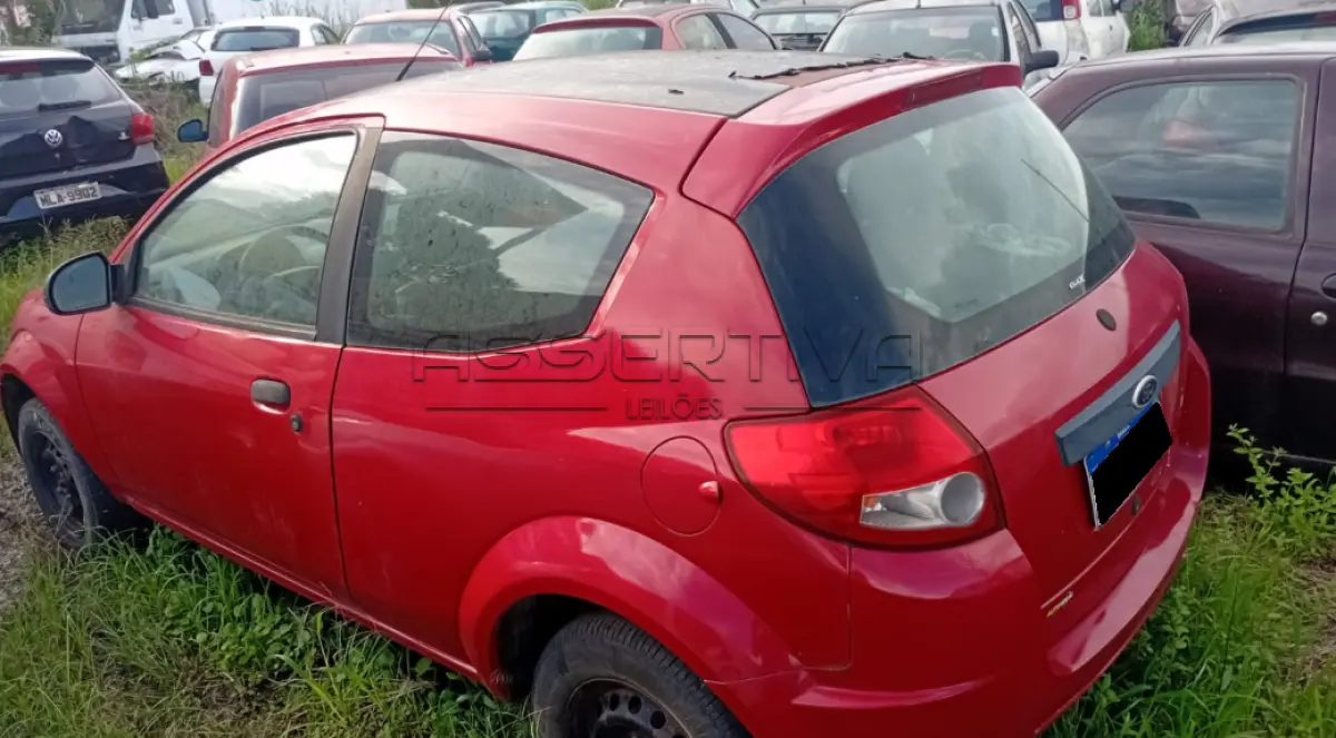 LOTE 000 - Veículo Ford, modelo Ka Flex.