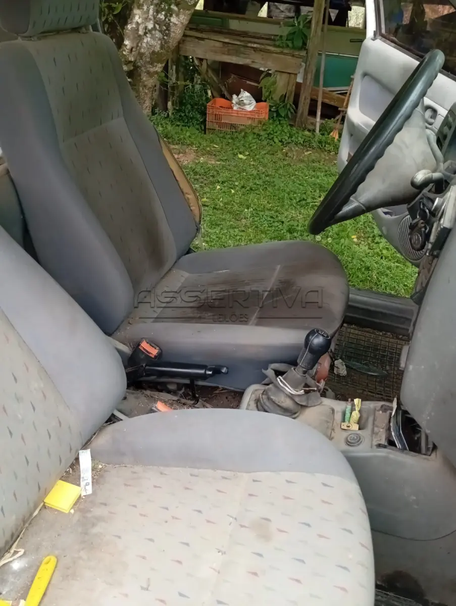 Veículo VW/Gol Special, ano/modelo 2000