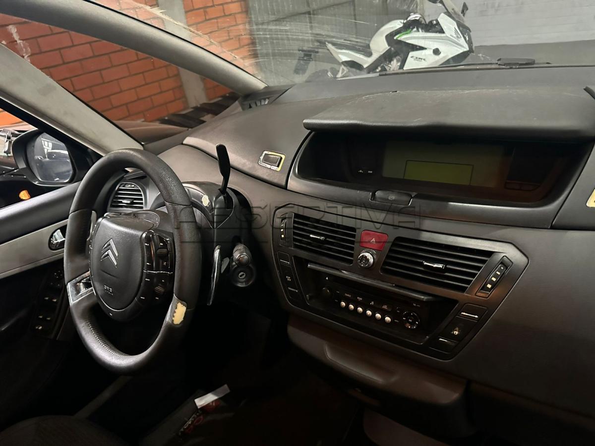 Veículo Citroen - C4