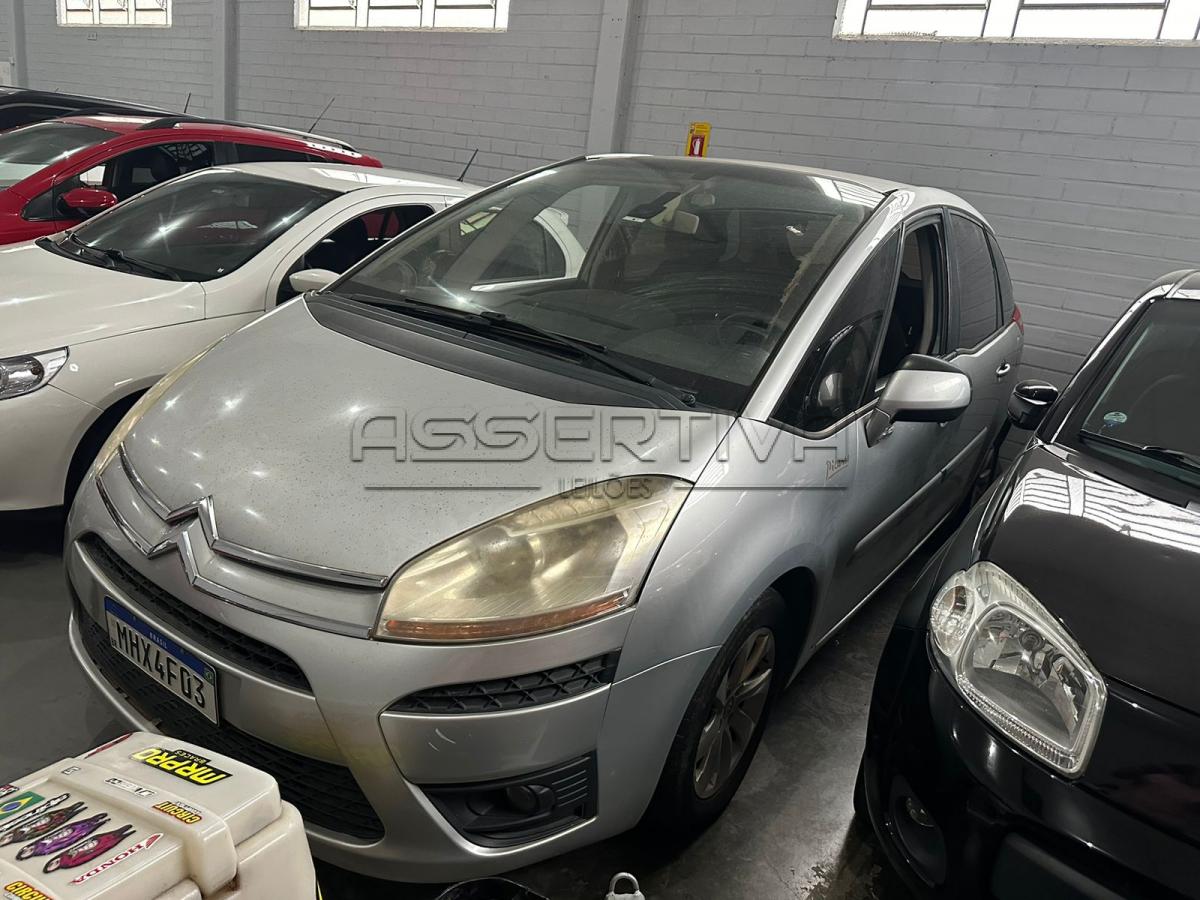 Veículo Citroen - C4