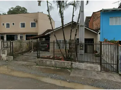 LOTE 000 - Terreno no bairro Floresta, Joinville/SC, com 253m².