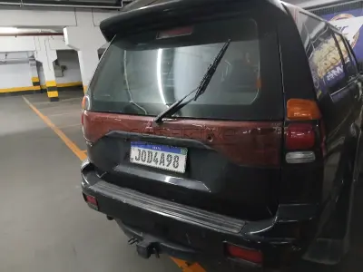 Mitsubishi Pajero Sport, modelo 1999/2000